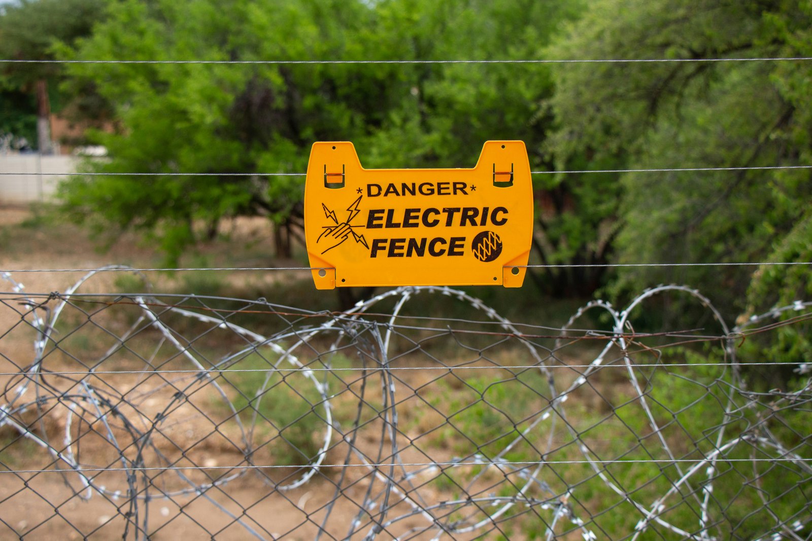 Electric security fencing